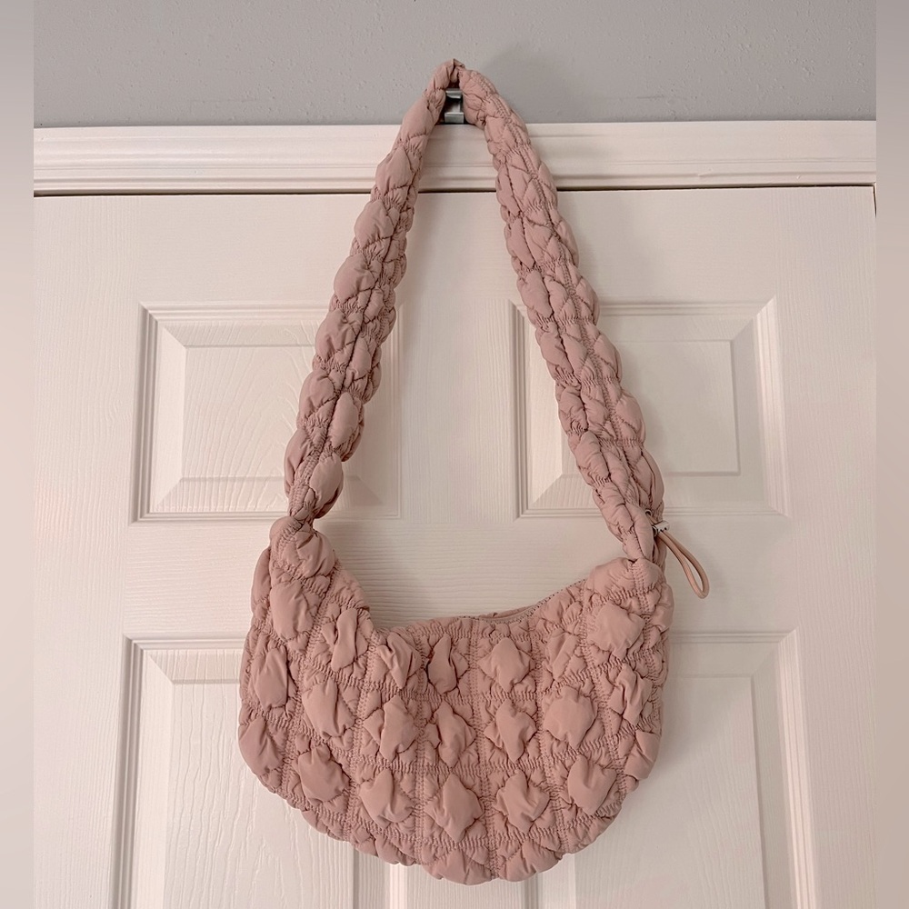 Puffer shoulder bag